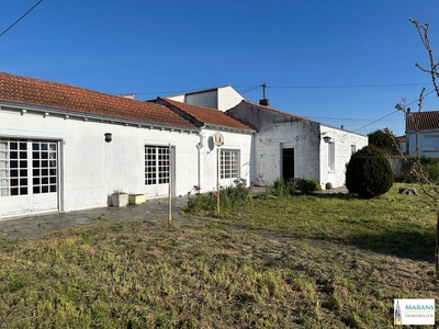 Maison de 4 pièces de luxe en vente à La Rochelle, France