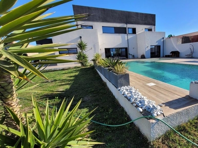 Maison de luxe de 650 m2 en vente Alénya, Occitanie