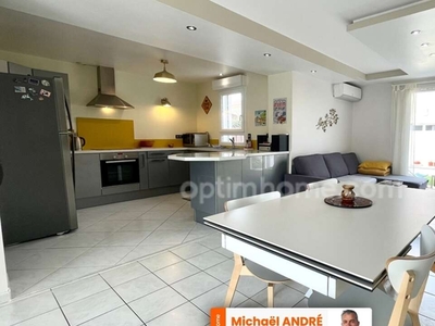 Vente maison 4 pièces 82 m² Aigues-Mortes (30220)