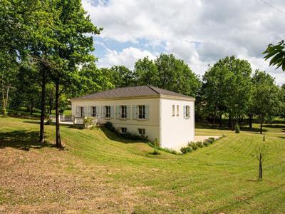 Luxury House for sale in Fumel, Nouvelle-Aquitaine