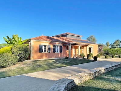 Maison de luxe de 7 pièces en vente à La Chapelle-Aubareil, Nouvelle-Aquitaine