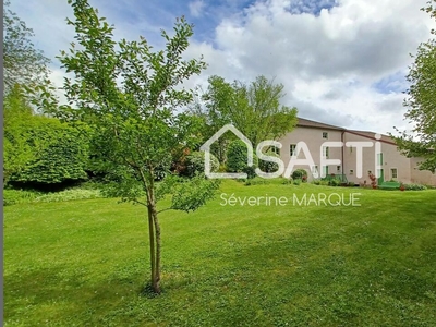 Vente maison 10 pièces 338 m² Lacroix-sur-Meuse (55300)