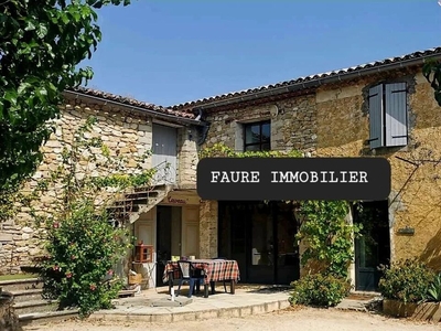 Vente maison 22 pièces 450 m² Saint-Montan (07220)
