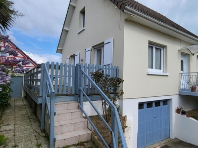 Vente maison 4 pièces 140 m² Luc-sur-Mer (14530)