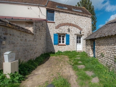 Vente maison 4 pièces 68 m² Souppes-sur-Loing (77460)