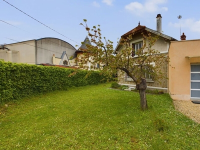 Vente maison 5 pièces 106 m² Savigny-sur-Orge (91600)
