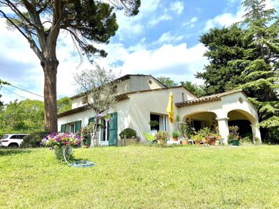Villa de luxe de 7 pièces en vente Grasse, Provence-Alpes-Côte d'Azur