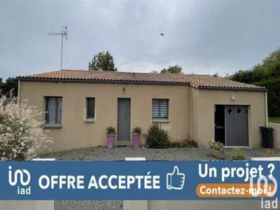 Maison 3 pièces de 80 m² à Pouzauges (85700)