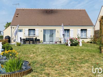 Maison 4 pièces de 84 m² à Puiseaux (45390)