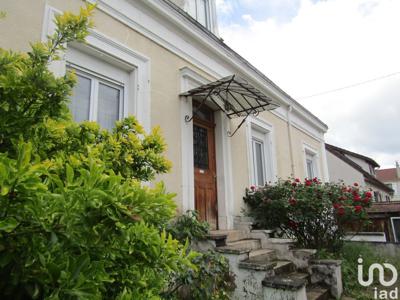 Vente maison 5 pièces 135 m² Montereau-Fault-Yonne (77130)