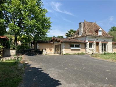 Vente maison 5 pièces 140 m² Saint-Quentin-de-Chalais (16210)