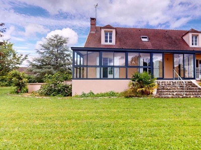 Maison de luxe en vente à Nangis, Île-de-France