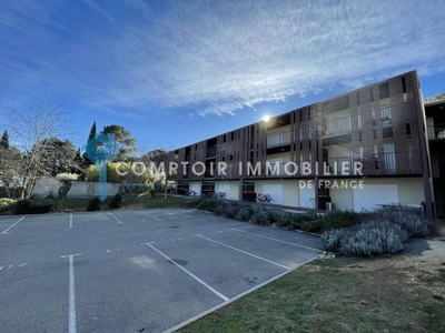 Maison de luxe de 631 m2 en vente Remoulins, Occitanie