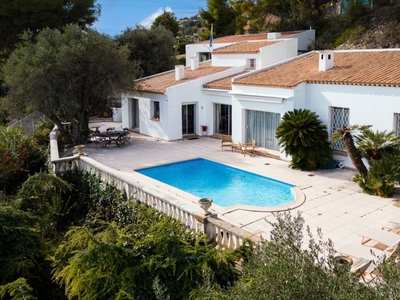 Villa de luxe de 5 pièces en vente Èze, Provence-Alpes-Côte d'Azur