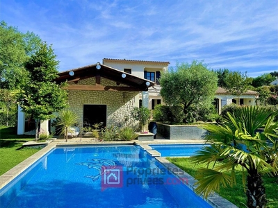 Villa de luxe de 7 pièces en vente Ansouis, Provence-Alpes-Côte d'Azur