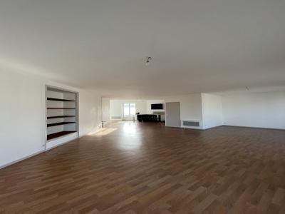 Vente appartement 6 pièces 175.59 m²