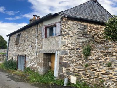 Maison 2 pièces de 27 m² à Bazouges-la-Pérouse (35560)