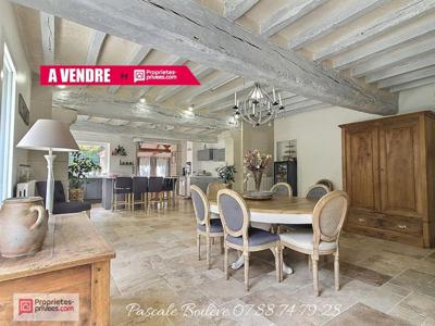 Maison de 8 pièces de luxe en vente à Saumur, Pays de la Loire