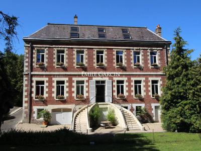 12 room luxury House for sale in Laon, France