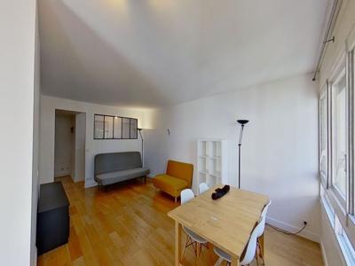 Location appartement 4 pièces 92 m²