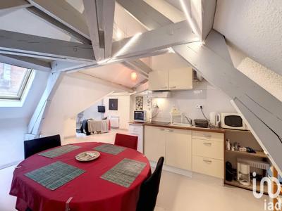 Appartement 2 pièces de 52 m² à Moulins (03000)