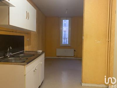 Appartement 3 pièces de 67 m² à Tourcoing (59200)