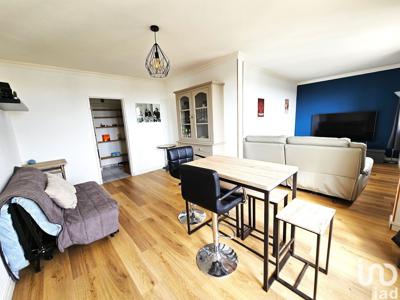 Appartement 4 pièces de 70 m² à Dreux (28100)
