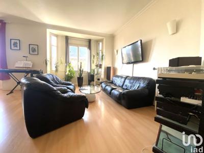 Appartement 4 pièces de 90 m² à Clermont-Ferrand (63000)