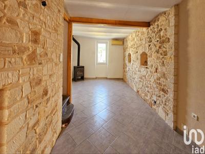 Maison 4 pièces de 90 m² à Saint-Julien-de-Peyrolas (30760)