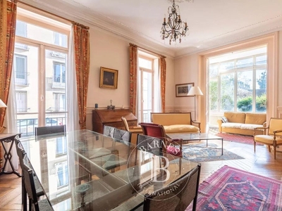 Appartement de 3 chambres de luxe en vente à Versailles, France