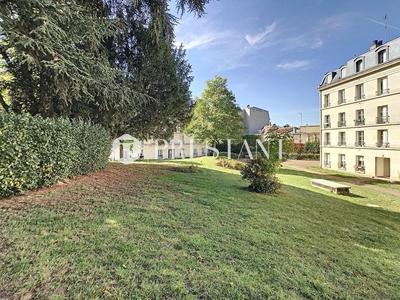 Appartement de 4 chambres de luxe en vente à Versailles, Île-de-France