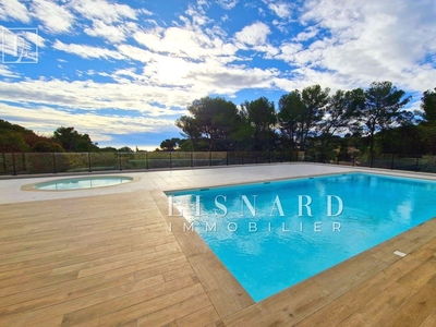 3 bedroom luxury Apartment for sale in Vallauris, France