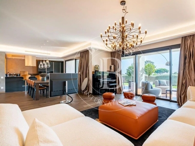 Appartement de luxe 3 chambres en vente à Vallauris, France