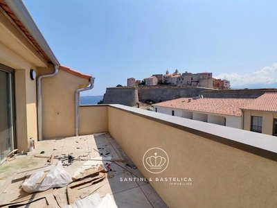 Appartement de luxe de 5 pièces en vente à Calvi, Corse