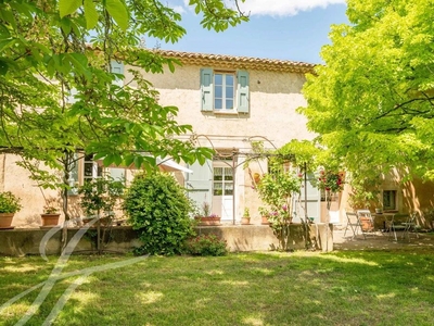 Luxury 6 pièces Farmhouse en vente La Tour-d'Aigues, Provence-Alpes-Côte d'Azur