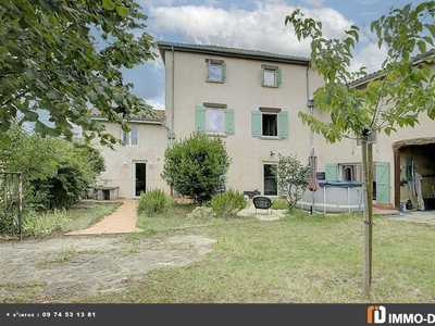 Maison de 4 chambres de luxe en vente à Vaulx-en-Velin, Auvergne-Rhône-Alpes