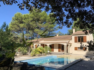 Maison de luxe 3 chambres en vente à Pernes-les-Fontaines, Provence-Alpes-Côte d'Azur