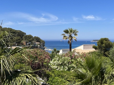 Luxury House for sale in Sanary-sur-Mer, France