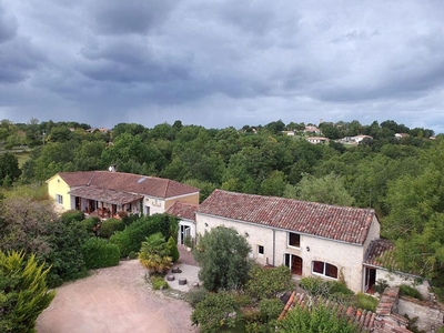 Maison de luxe de 7 chambres en vente à Cahors, France