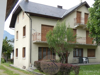 Maison de luxe de 315 m2 en vente Saint-Avre, Auvergne-Rhône-Alpes