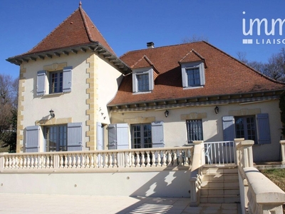 Maison de luxe de 5 chambres en vente à Sarlat-la-Canéda, France
