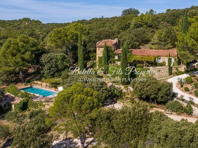 Villa de 10 pièces de luxe en vente Uzès, Occitanie