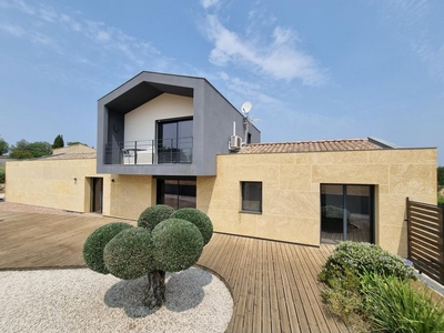 Villa de 5 pièces de luxe en vente Espondeilhan, Occitanie