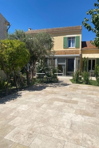 Villa de 6 pièces de luxe en vente Saint-Martin-de-Crau, Provence-Alpes-Côte d'Azur