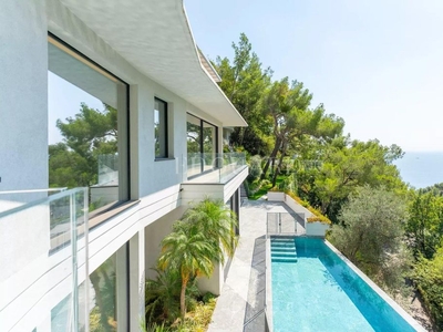 Villa de luxe de 8 pièces en vente Roquebrune-Cap-Martin, Provence-Alpes-Côte d'Azur