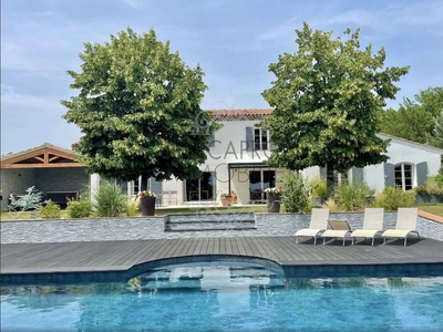 Villa de 9 pièces de luxe en vente Aix-en-Provence, Provence-Alpes-Côte d'Azur