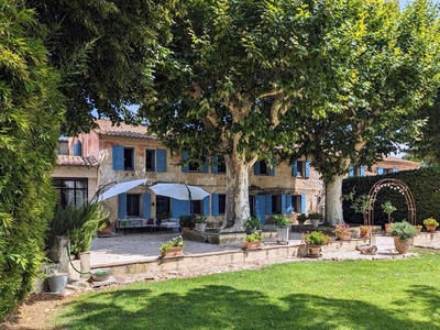 Villa de luxe de 10 pièces en vente Arles, Provence-Alpes-Côte d'Azur