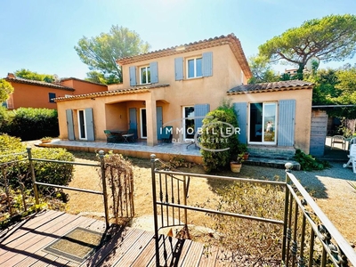 Villa de luxe de 5 pièces en vente Cavalaire-sur-Mer, Provence-Alpes-Côte d'Azur