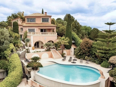 Villa de luxe de 8 pièces en vente Cagnes-sur-Mer, Provence-Alpes-Côte d'Azur