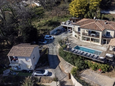 Villa de luxe de 8 pièces en vente Vallauris, Provence-Alpes-Côte d'Azur